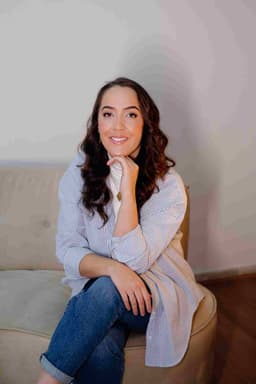 Clara Lúcia Marques Moreira Rocha