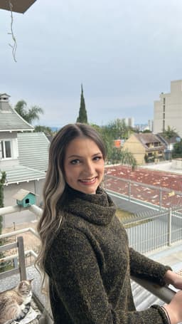 Maria Eduarda Macedo Schiavini
