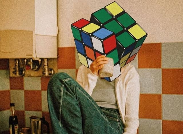 Por que não existem respostas prontas na psicoterapia: autonomia, desamparo e o papel do terapeuta