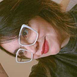 Ana Clara Menezes