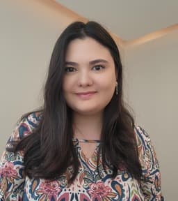 Debora Yamashita