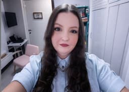 Débora Toledo Nicoletti