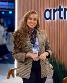 Daniella Mamede E Avila