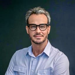 Foto de Fausto Bezerra